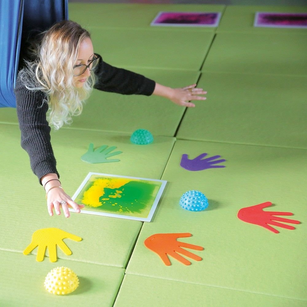 12 Pack Hand Markers,The Hand-Shaped Floor Hand Markers are a dynamic and colorful addition to any physical education or classroom setting. Designed to captivate and engage, this set of 12 markers comes in an assortment of vibrant colors, making it an ideal tool for creating interactive and stimulating activity courses. Whether used in the gymnasium for physical activities or within the classroom environment for educational games, these hand markers are versatile and multifunctional. 12 Pack Hand Markers Fe