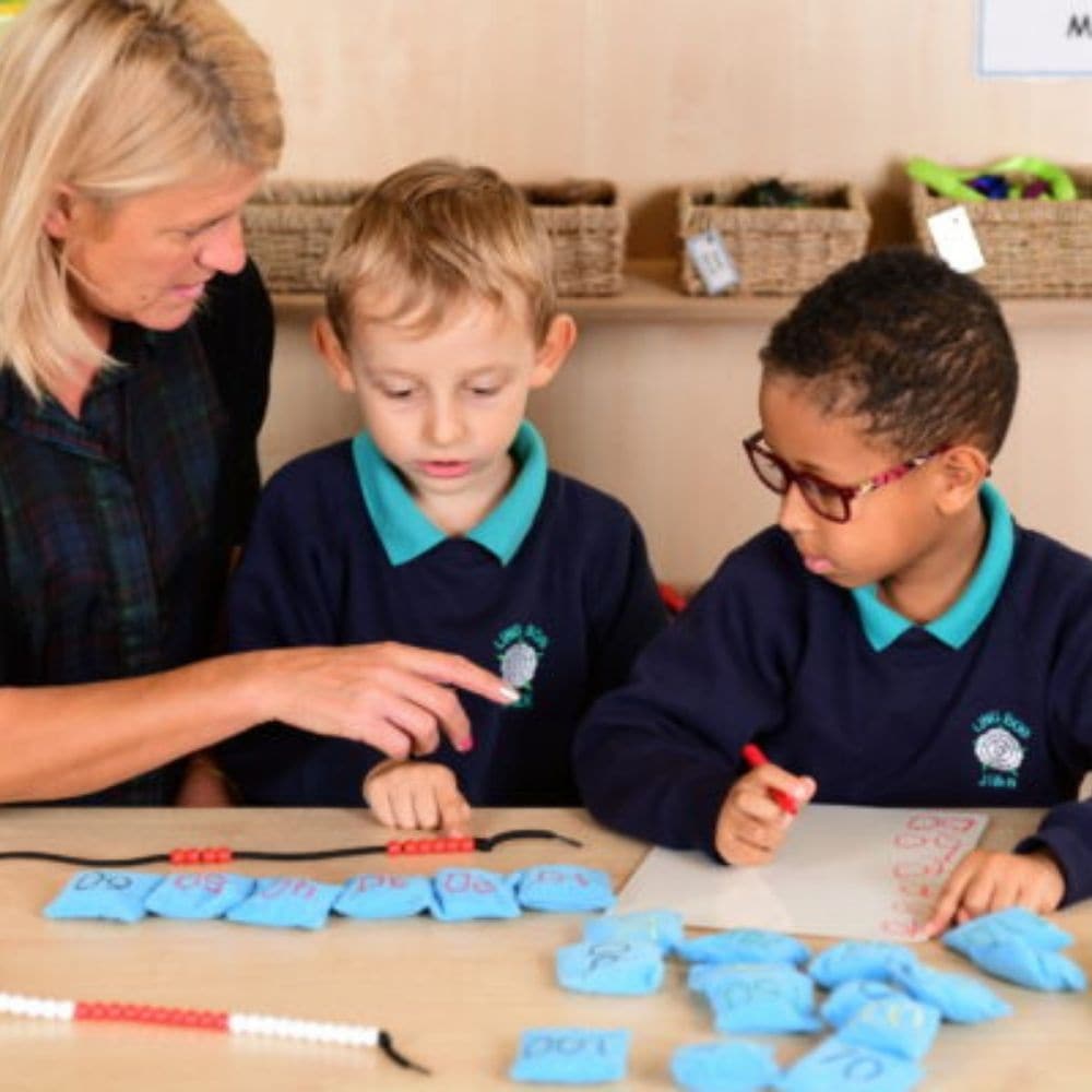 Counting In 10s Bean Bags,Counting In 10s Bean Bags: Fun and Interactive Learning Tool These Counting In 10s Bean Bags are brightly coloured and designed to help children understand and learn how to count in multiples of ten. They offer a hands-on approach to securing a firm understanding of numbers and counting through engaging and interactive activities. Features and Benefits: Engaging and Educational Counting in 10s: Helps children learn to count in multiples of 10, reinforcing number sequences from 10 t