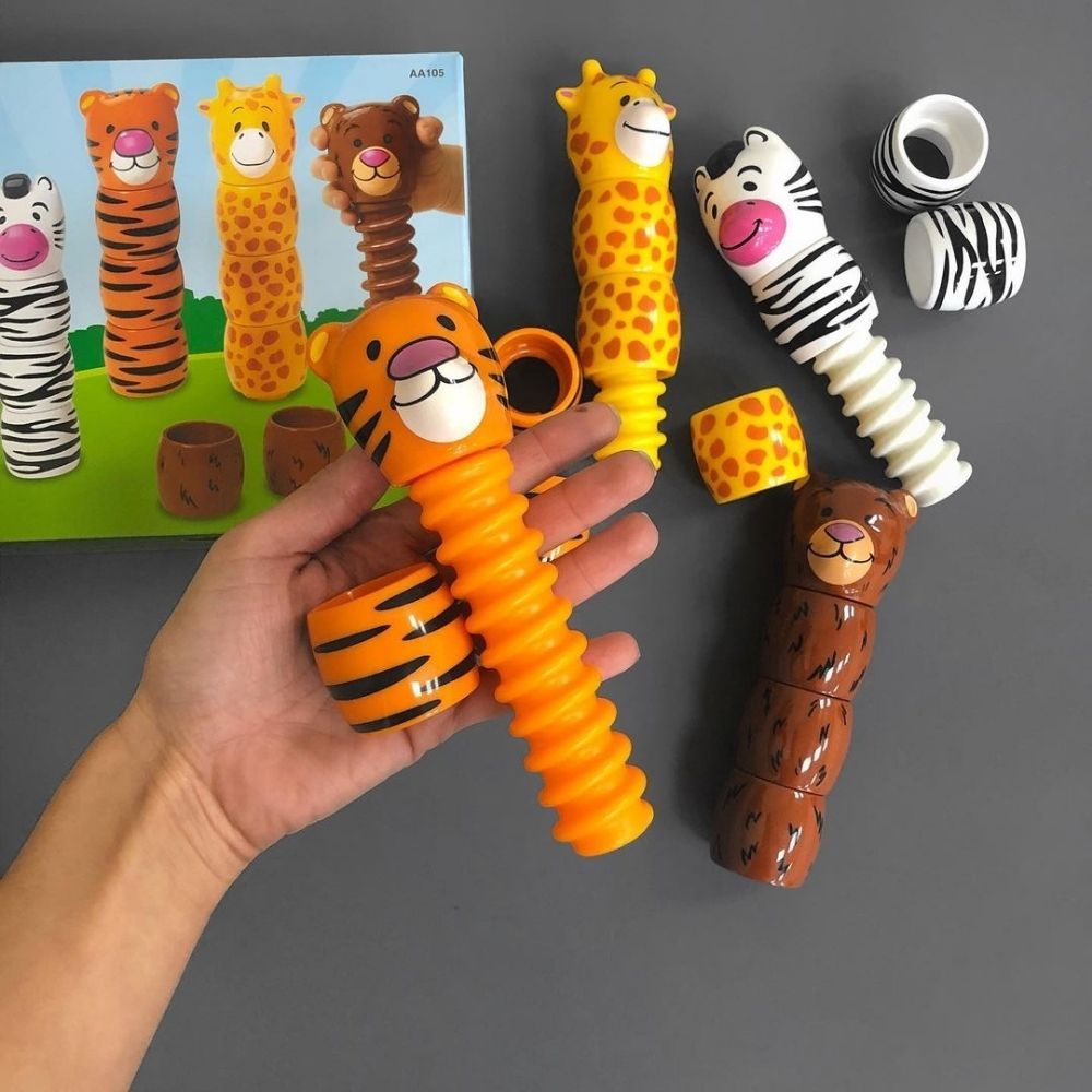 Easy Twist Animal Builders,The Easy Twist Animal Builders set is a delightful and innovative toy designed to engage young children in creative play while simultaneously developing their fine motor skills and hand-eye coordination. With its simple yet engaging mechanism of matching and twisting, this set encourages children to explore, create, and learn through tactile and visual interaction. Key Features: Match and Twist Mechanism: Children can easily match the body pieces with the bead on the animal rods a