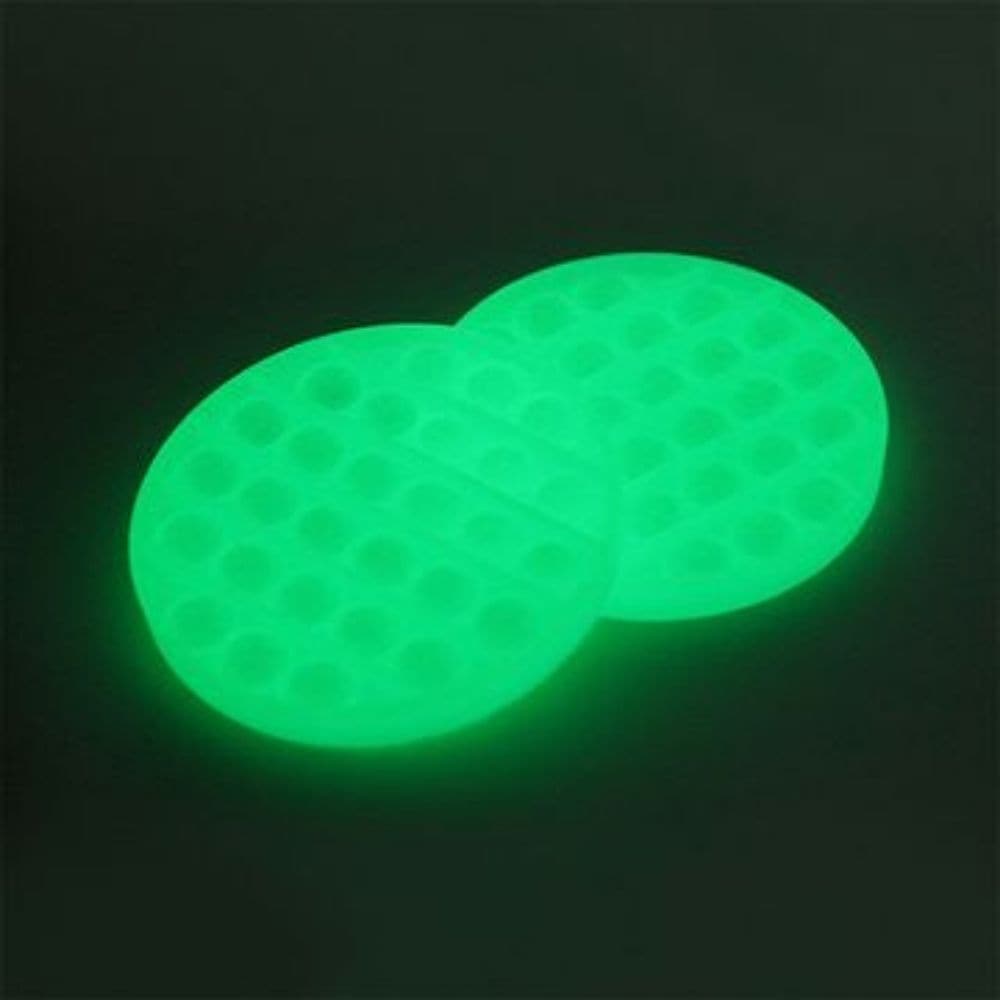 Fidget Bubble Popper Glow In The Dark,This Fidget Bubble Popper Glow in the Dark is a great sensory tool you will fidget with again and again. If ever you have enjoyed popping the bubble wrap right out of the box or package, then you'll love this bubble fidget. Divert a busy mind, with this reusable bubble wrap alternative. It makes a much, much quieter, but still satisfying pop! Place all the buttons down, then flip it over and do it again. The Fidget Bubble Popper Glow in the Dark is suitable for home and