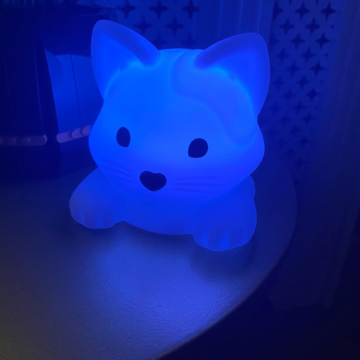 Luna The Calming Kitty,Luna The Calming Kitty Luna The Calming Kitty is the ideal companion for children who need help managing stress and finding calm. This squishy, soothing feline is designed to promote mindfulness and deep breathing, making it perfect for use at home, school, or on the go. Luna also doubles as a colourful night-light to provide comfort at bedtime. Luna The Calming Kitty Features: Breathing Patterns: Luna offers 3 different guided breathing patterns to help children practise mindfulness 