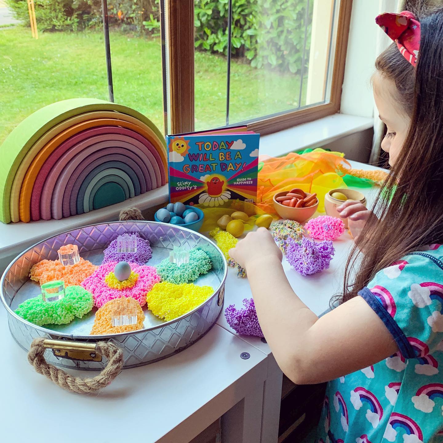 Playfoam Combo 8-Pack,Playfoam Combo 8-Pack The Playfoam Combo 8-Pack is a delightful sensory play experience that allows children to sculpt, squish, and shape their creations into any form they can imagine. This versatile play material can be endlessly re-shaped, providing hours of imaginative fun. Playfoam Combo 8-Pack Features: Sensory Play: Bead-like structure stimulates the sense of touch, perfect for sensory play. Develops Skills: Enhances hand strength, fine motor skills, and hand-eye coordination. C