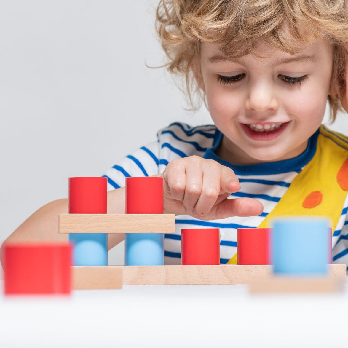 Wooden Counting Blocks,Enhance Early Mathematical Skills with Wooden Counting Blocks Introduce young learners to the fundamentals of mathematics with the Wooden Counting Blocks set, designed to facilitate early mathematical education. This versatile set includes a variety of bases that can be arranged in multiple configurations, supporting learning in addition, subtraction, number bonds, and ten-frame work. Key Features: Versatile Learning Tool: The set offers a range of bases that can be positioned side by